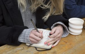 escribir-a-mano-el-pais